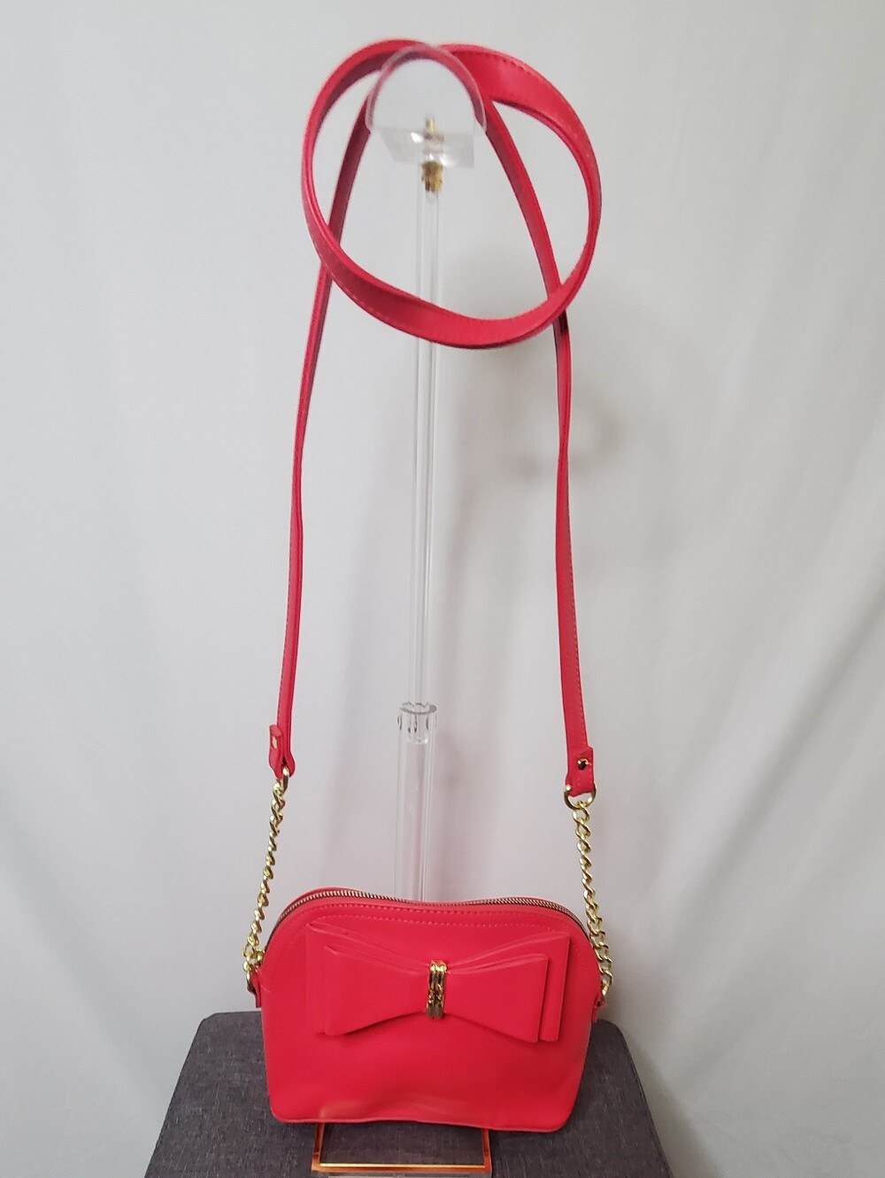 Betsey Johnson Dome Crossbody Bag Fuchsia